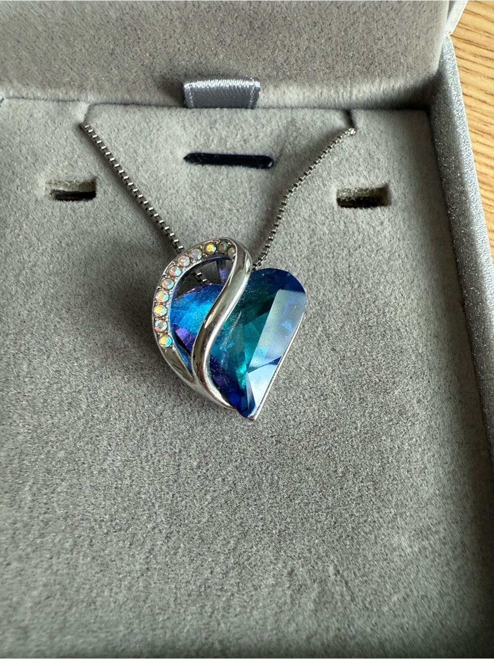 Heart Silver Plated Pendant Necklace with Blue-Green Crystal 18” & 2” extender.